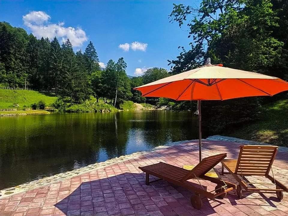 Hotel Trayal Kruševac エクステリア 写真